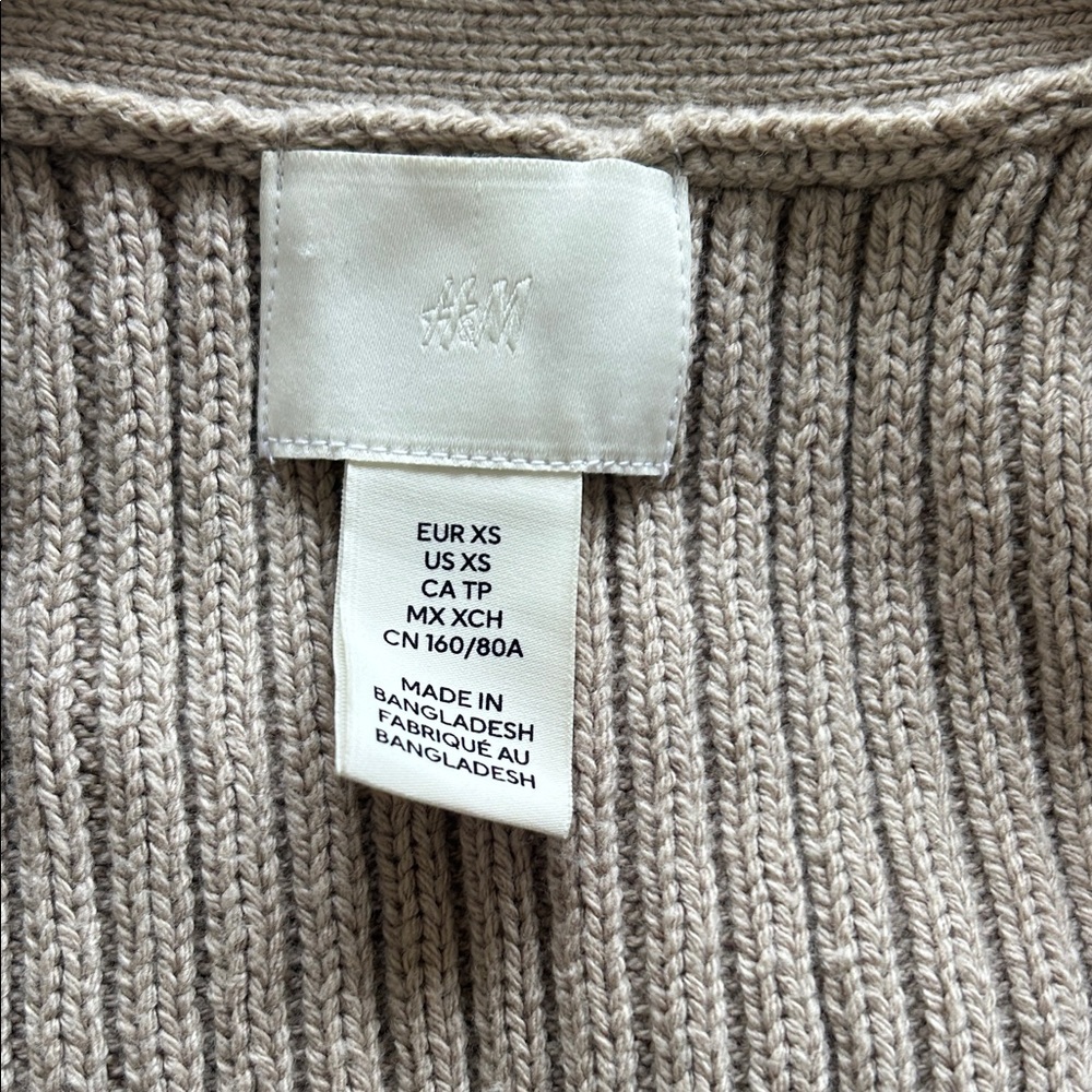 H&M Light Tan Ribbed Cardigan - Picture 2 of 2